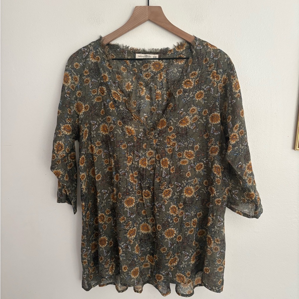 NATURAL LIFE Olive Floral Spring Butterfly Cotton Half Sleeve Blouse Women’s S/M